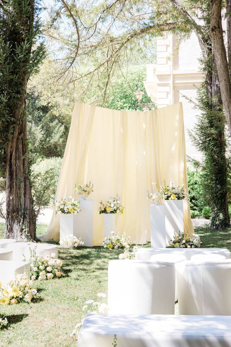 ©aliciaserraphotography & ©yoursweddingimages