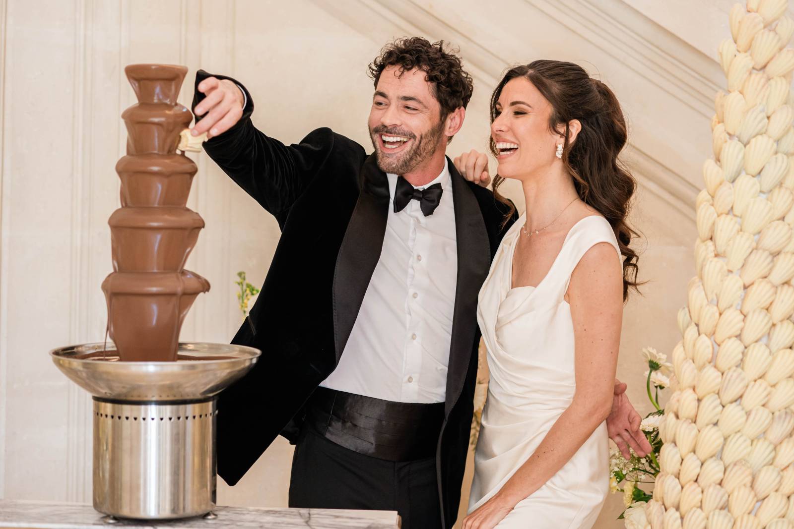 ©aliciaserraphotography & ©yoursweddingimages